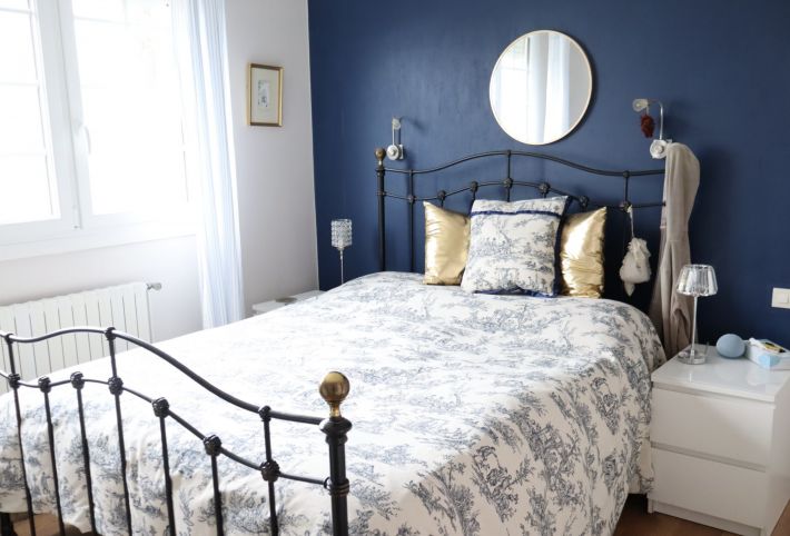 Detached House with Landscaped Garden