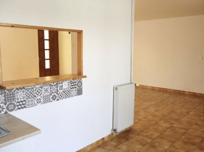 Town House With Courtyard Garden