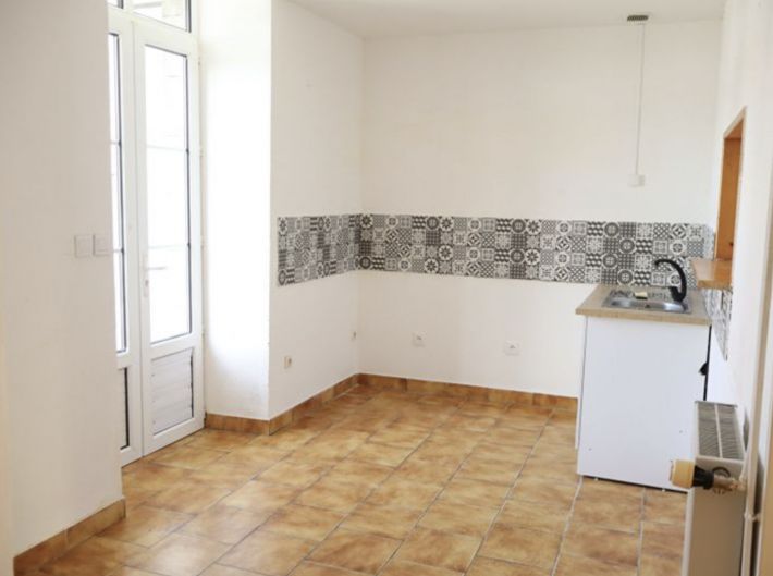 Town House With Courtyard Garden