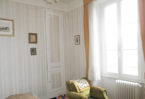 Manor House Style Property with Garden