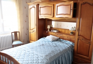 Detached House with Mature Garden