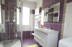 Detached House with Landscaped Garden