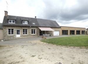 Detached Country House with Indoor Pool