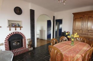 Detached House with Landscaped Garden