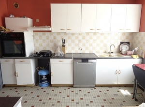 Semi-Detached House with Large Garden