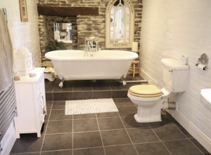 Detached Country House with Large Garden