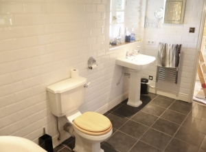 Detached Country House with Large Garden