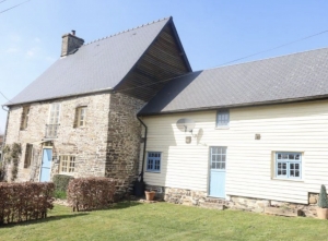 Detached Country House with Large Garden