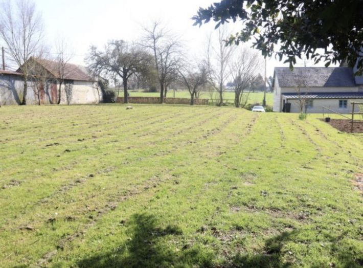 Detached Country House with Large Garden