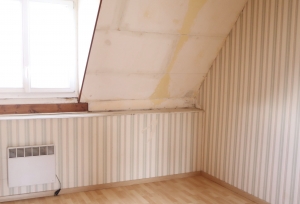 Town House With Courtyard Garden