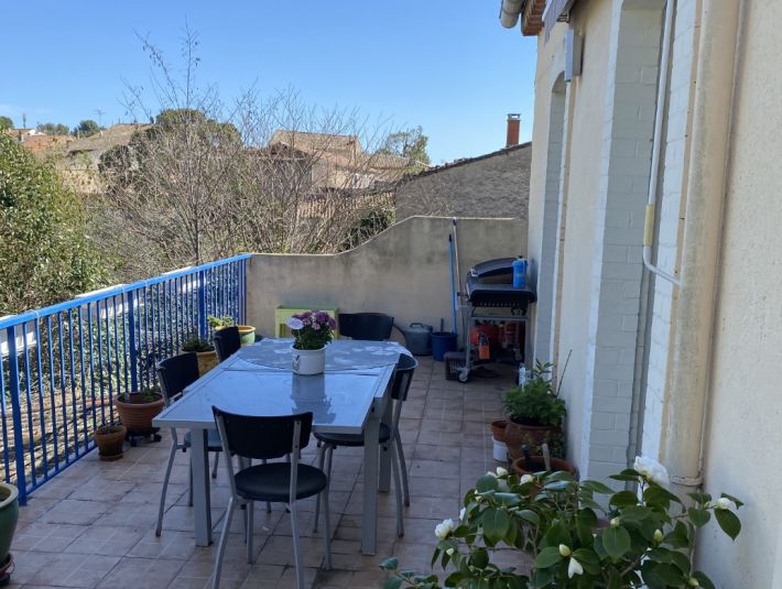 Beautiful And Rare Property Offering A Main House, A Studio And An Independent Guesthouse On A 545 M