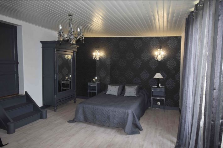 Manor House Style Property with Guest Cottage