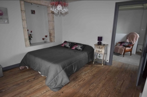 Manor House Style Property with Guest Cottage