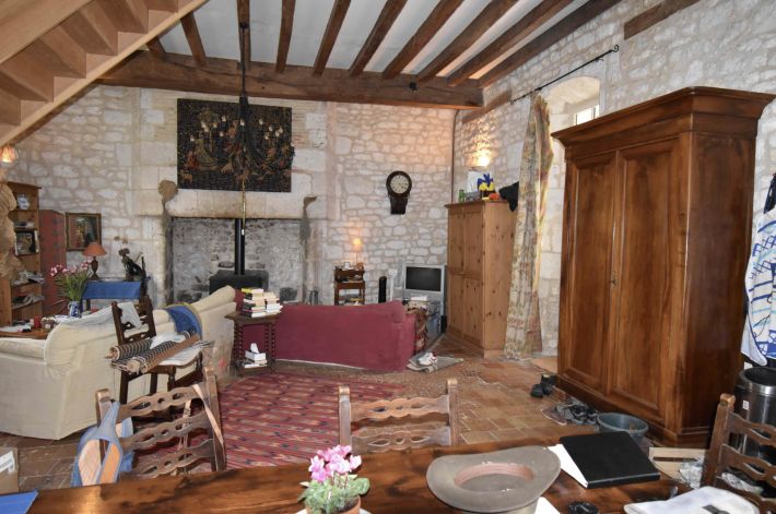 Detached Country House with Land and Swimming Pool