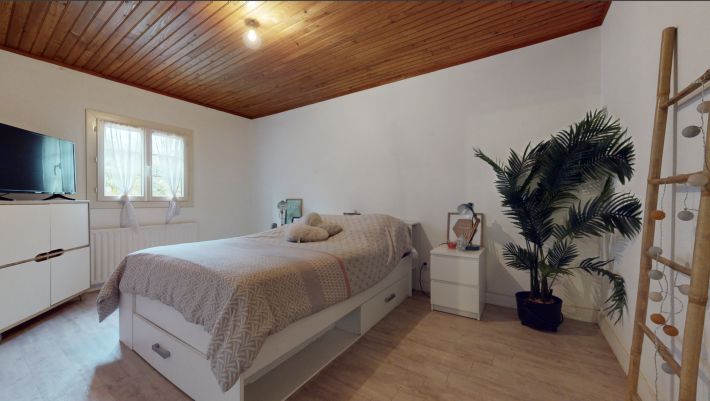 Detached Country House with Two More Guest Cottages
