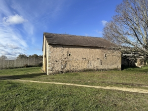 Countryside Barn to Renovate