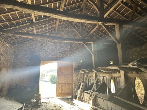 Countryside Barn to Renovate