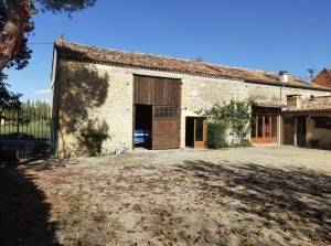 Detached Country House with Swimming Pool