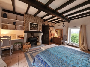 Detached Country House with Swimming Pool