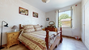 Detached Country House with Swimming Pool