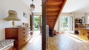 Detached Country House with Swimming Pool