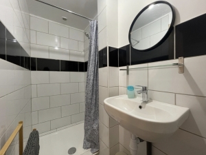 Property with Commercial Space and Accommodation