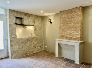 Main House with Guest Gite, Swimming Pool and Land