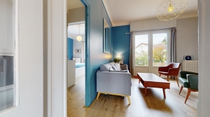 Delightful Detached House with Garden
