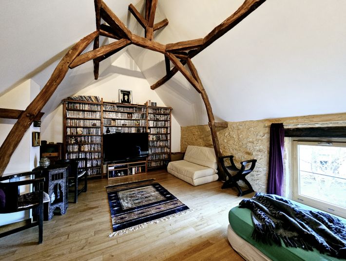Beautiful Detached Period Property with Two Guest Gites and Pool