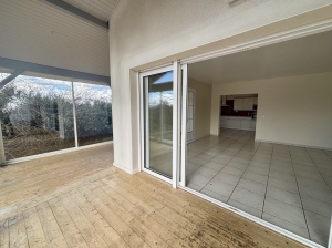 Detached Country House with Open Views and Swimming Pool