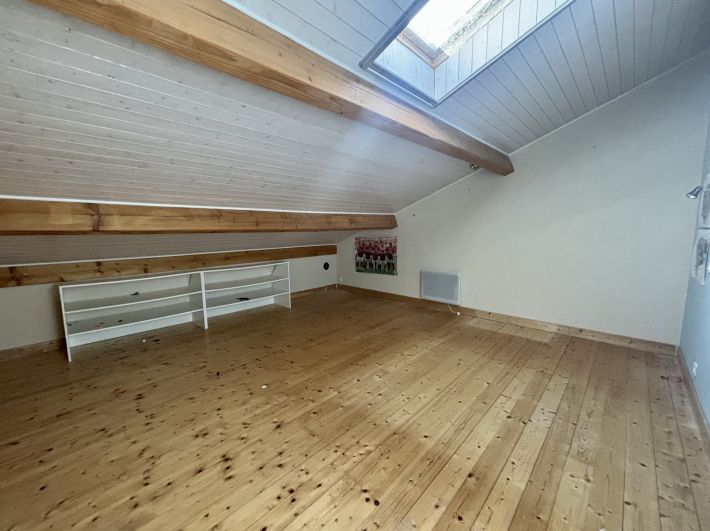 Detached Country House with Open Views and Swimming Pool