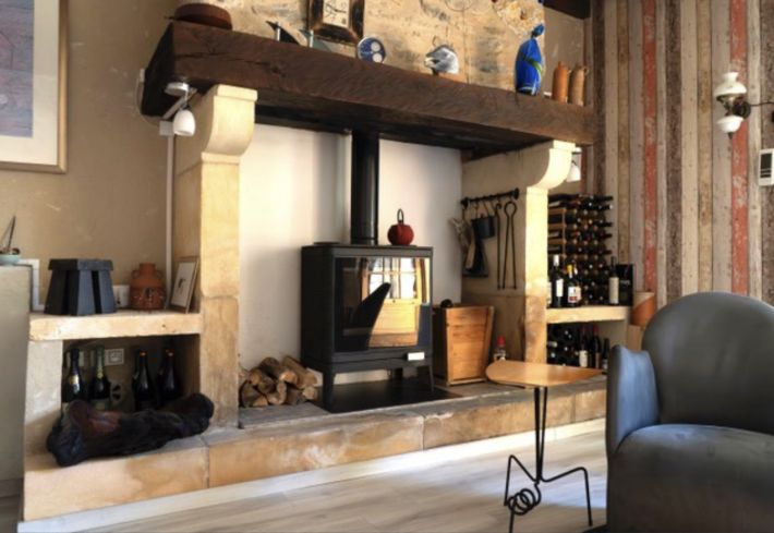 Beuatiful Village House with Courtyard Garden
