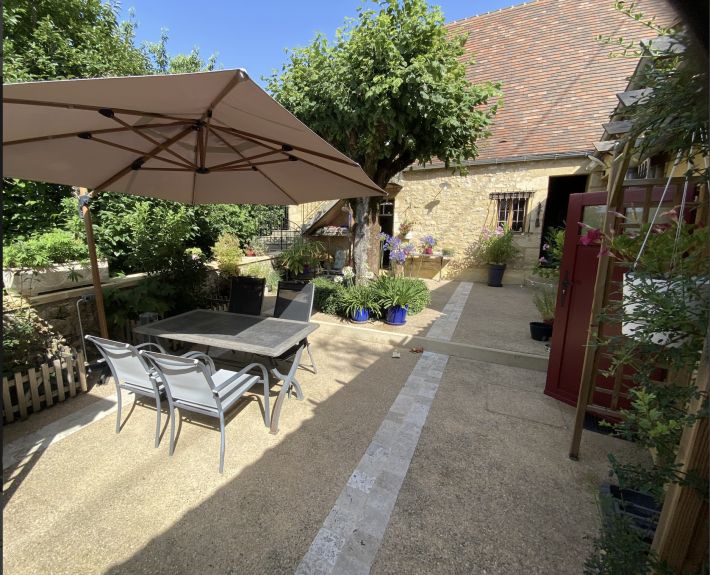 Beuatiful Village House with Courtyard Garden