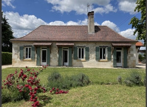 Beautiful Detached House with Landscaped Garden