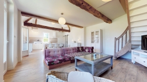 Beautiful Detached House with Landscaped Garden