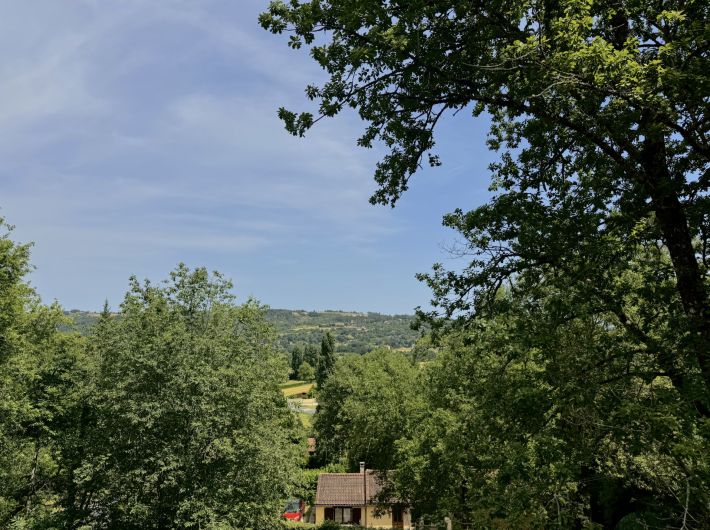 Detached House in Private Mature Garden