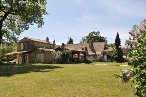 Detached Country House with Swimming Pool and Tennis Court