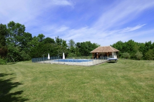 Detached Country House with Swimming Pool and Tennis Court