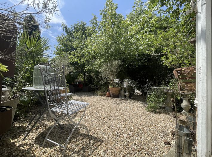 Charming Village House with Lovely Outside Space