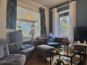 Detached House with Garden and Open View