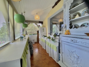 Detached House with Garden and Open View