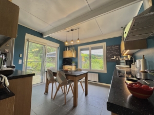 Detached House with Garden and Open View