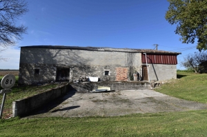 Large Barn in the Countryside to Develop