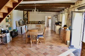 Detached Country House with Swimming Pool and Open View