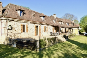 Detached Country House with Swimming Pool and Open View
