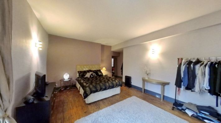 Two Lovely Apartments with Business Premises