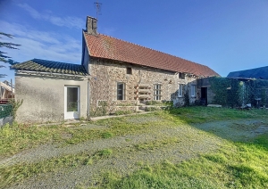 Detached Country House With Outbuilding
