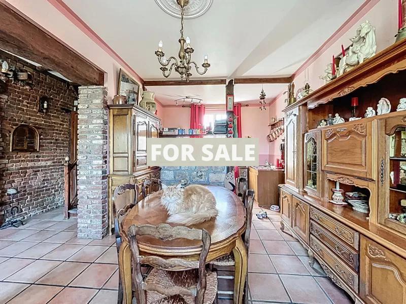 Main House with Equestrian Facilities with Stables