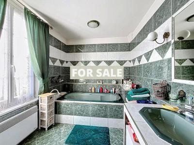 Main House with Equestrian Facilities with Stables