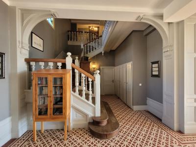 Experience Life in A Chateau in The Heart Of The Vineyards